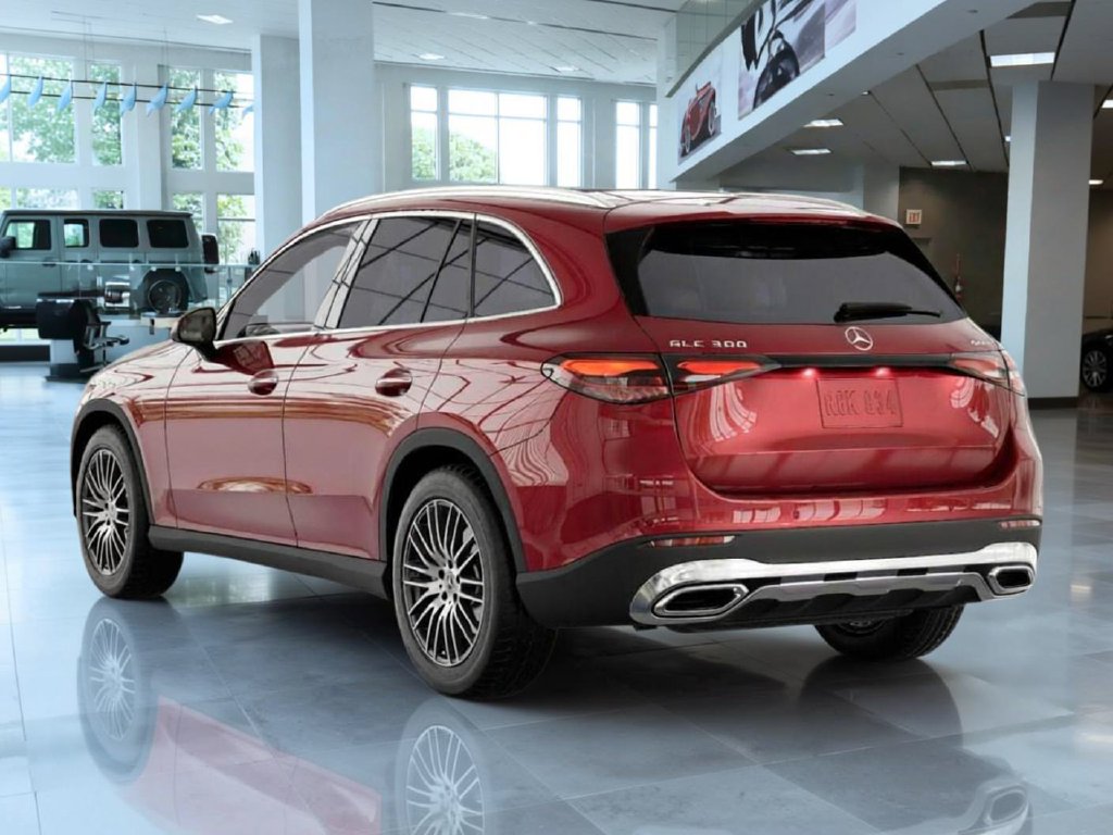 Thumbnail: 2027 Mercedes-Benz GLC - 27