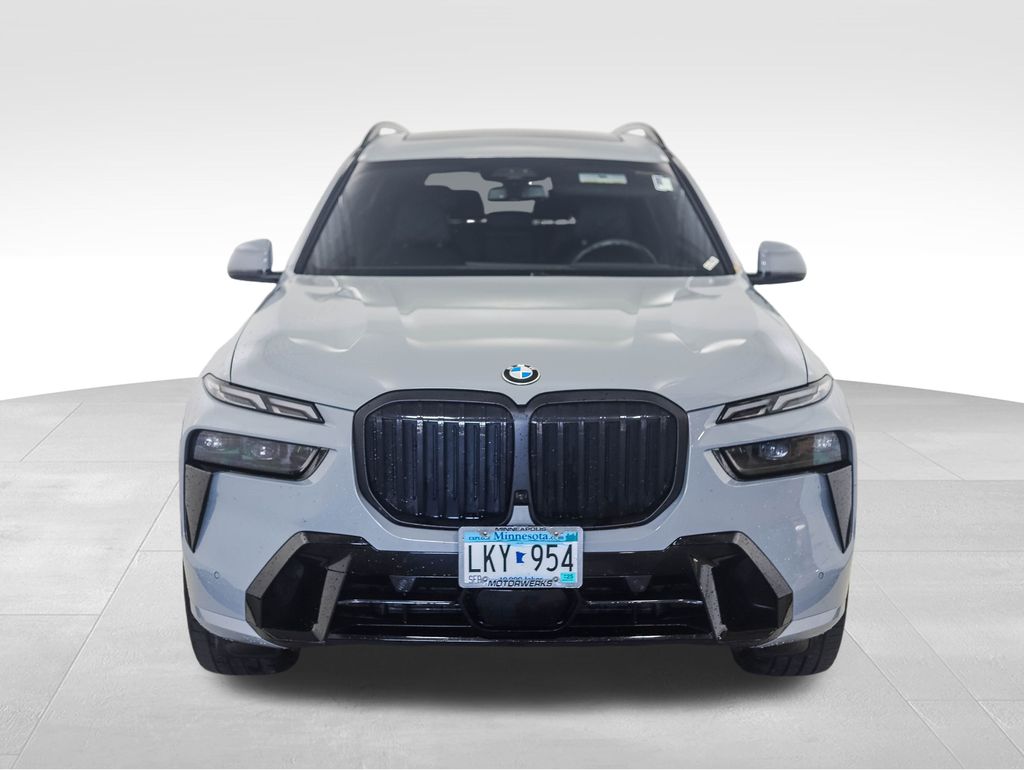 Thumbnail: 2024 BMW X7 - 8