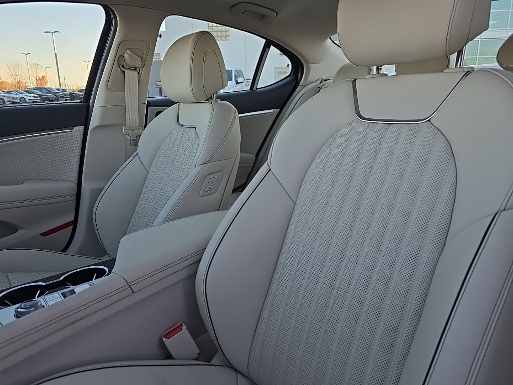 Thumbnail: 2026 Genesis G70 - 15