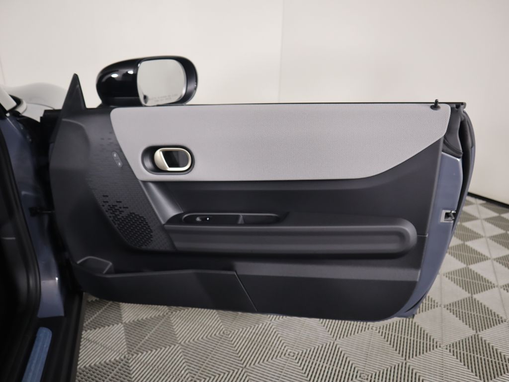 Thumbnail: 2025 MINI Cooper Convertible - 32