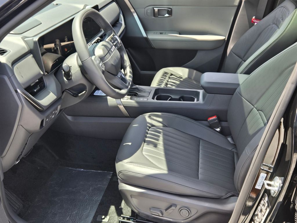 2027 Kia Seltos - $34,485