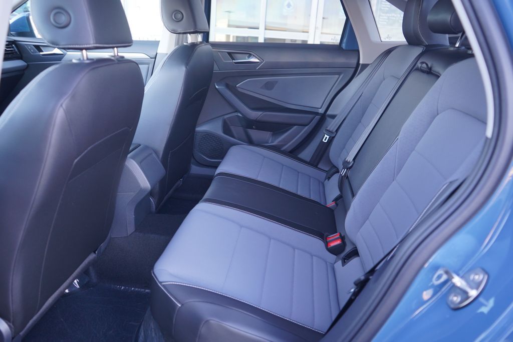 Thumbnail: 2026 Volkswagen Jetta - 7