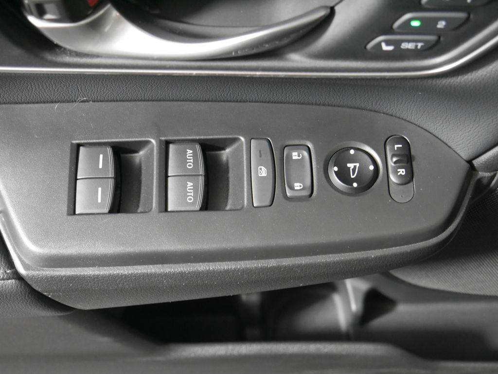 2019 Honda CR-V EX-L 29