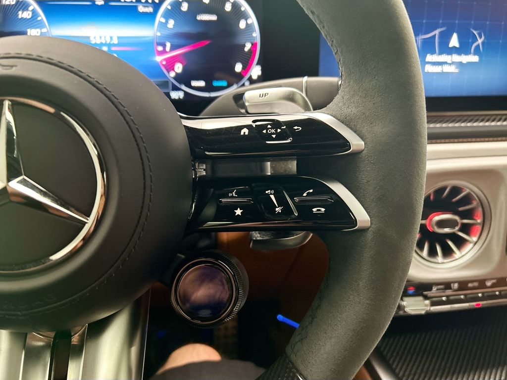 Thumbnail: 2025 Mercedes-Benz G-Class - 12
