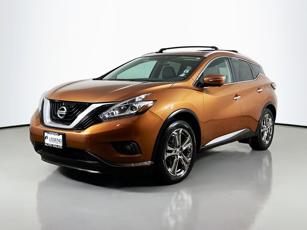 Nissan Murano's photo