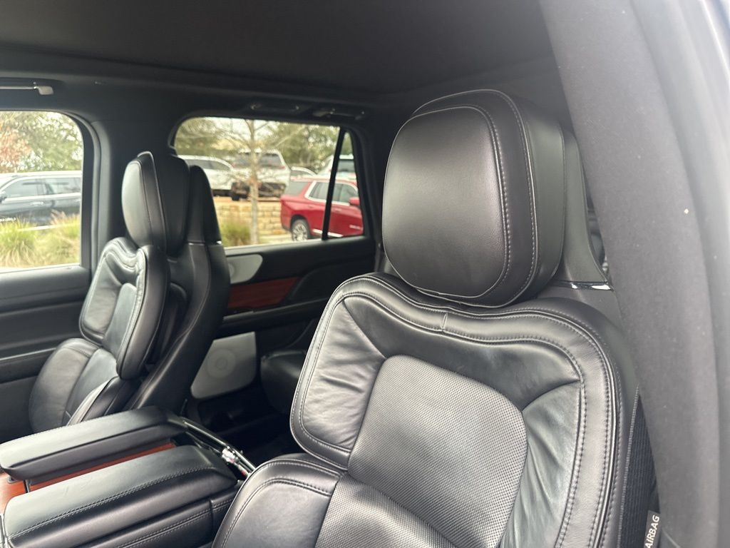 Used Car 2019 Lincoln Navigator L  L Reserve For Sale Under $40,000 In Austin, Texas