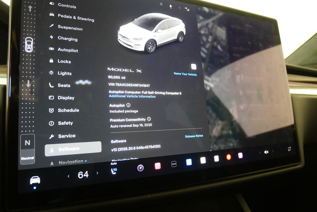 Thumbnail: 2022 Tesla Model X - 23