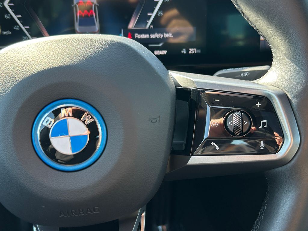 2024 BMW i5 eDrive40 20