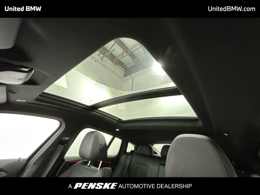 Thumbnail: 2025 BMW X4 - 20