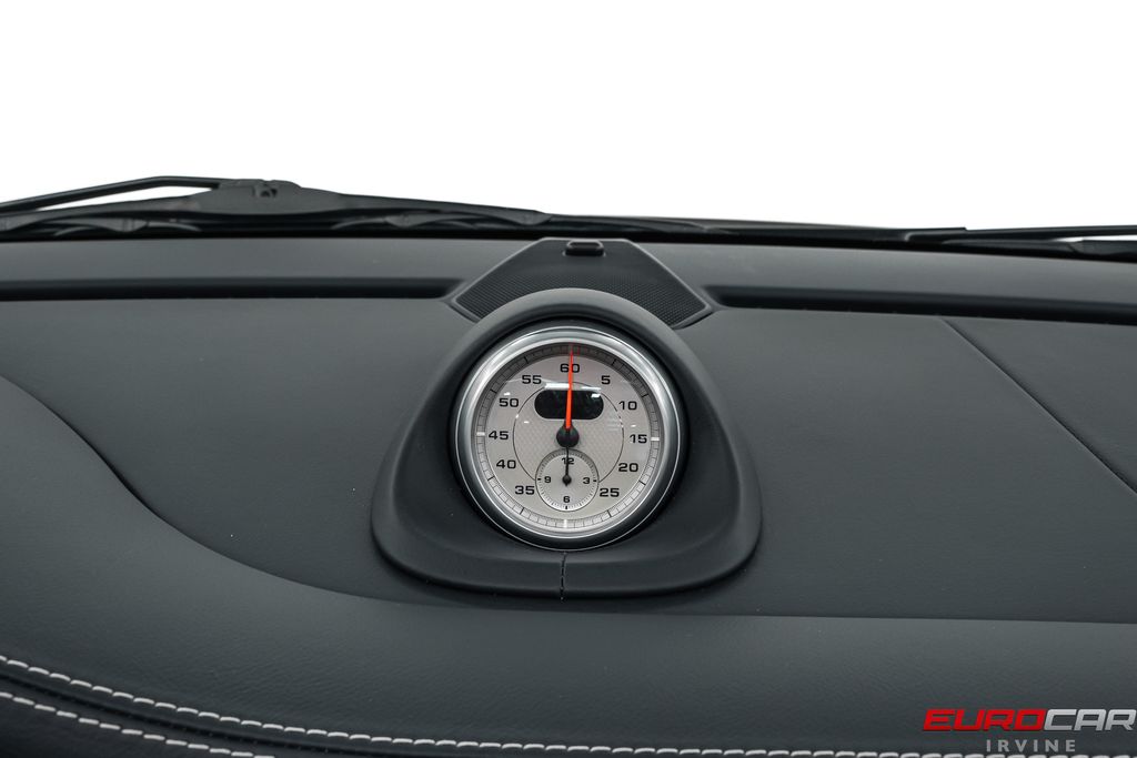 2010 Porsche 911 Turbo - Photo 31