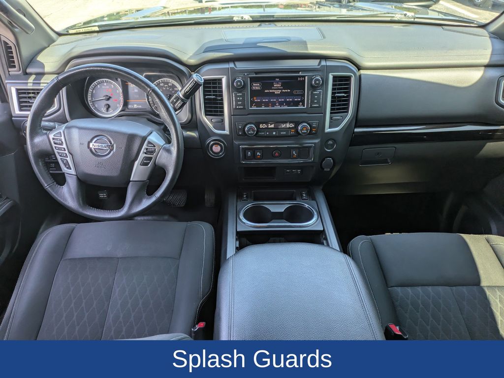 2019 Nissan TITAN SV
