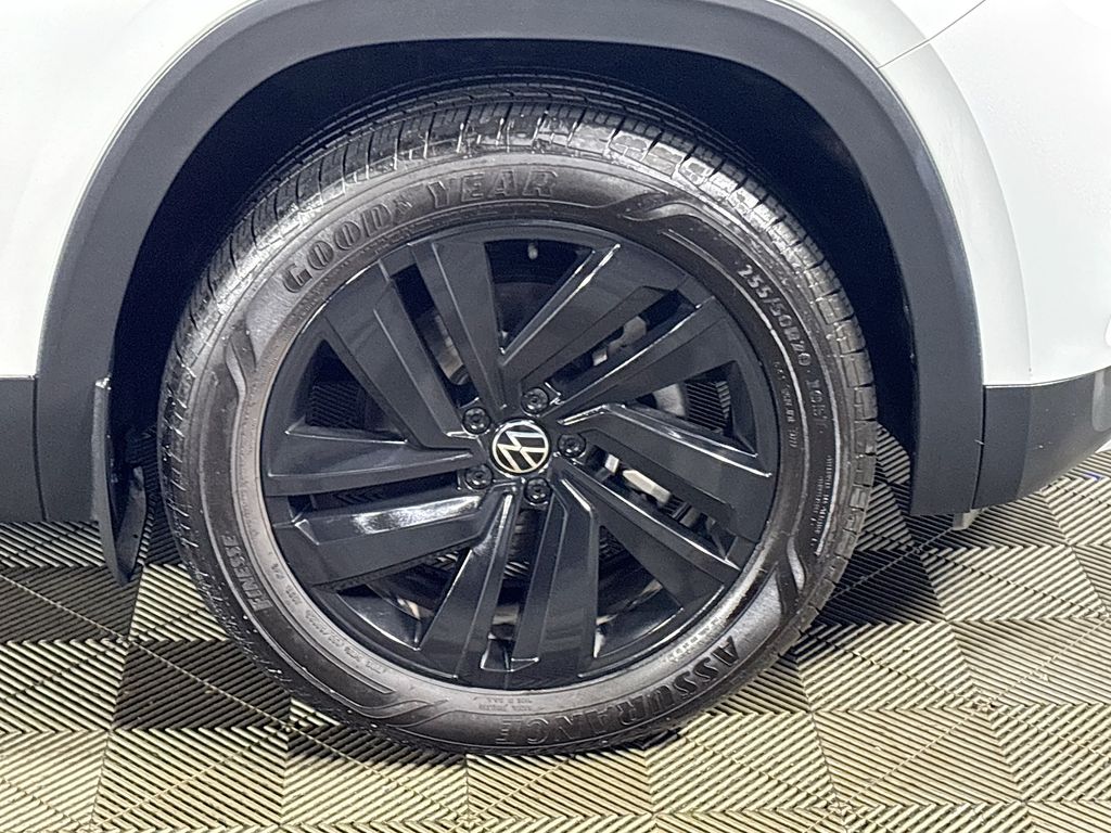 2023 Volkswagen Atlas Cross Sport 3.6L V6 SE w/Technology