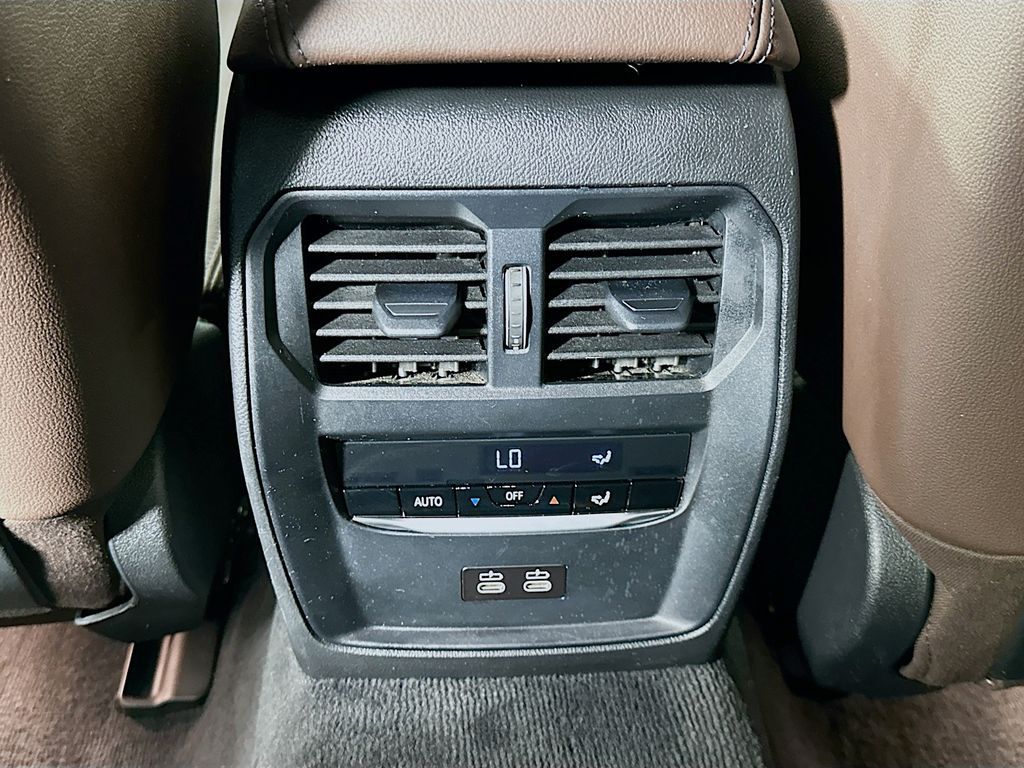 Thumbnail: 2023 BMW i4 - 26