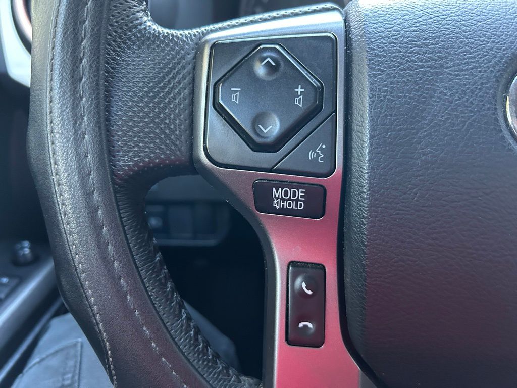 Thumbnail: 2020 Toyota Tacoma - 20