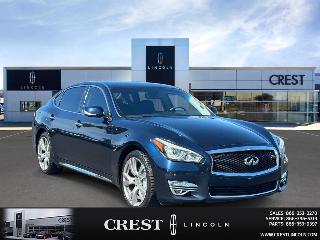 2017 INFINITI Q70L 3.7 AWD