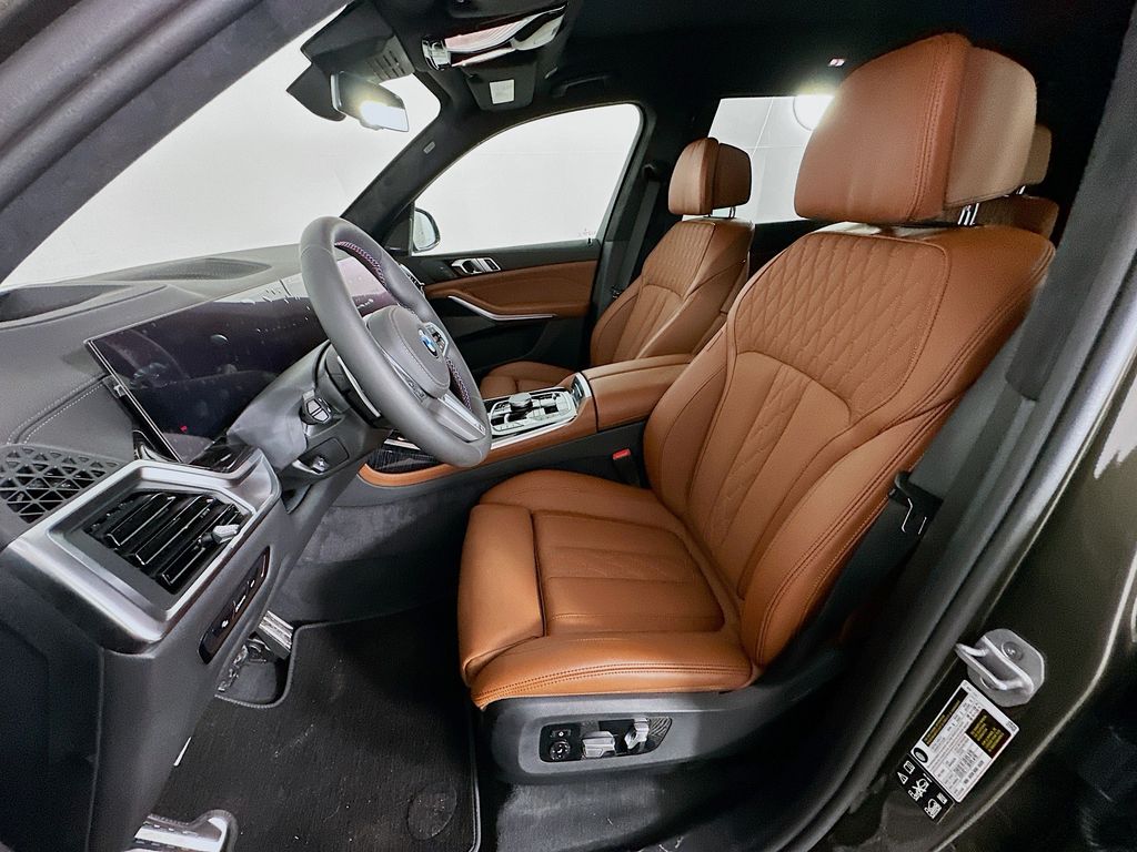 2026 BMW X7 M60i 16