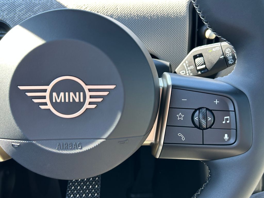 Thumbnail: 2026 MINI Cooper - 20