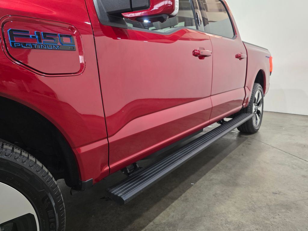 2025 Ford F-150 Lightning Platinum