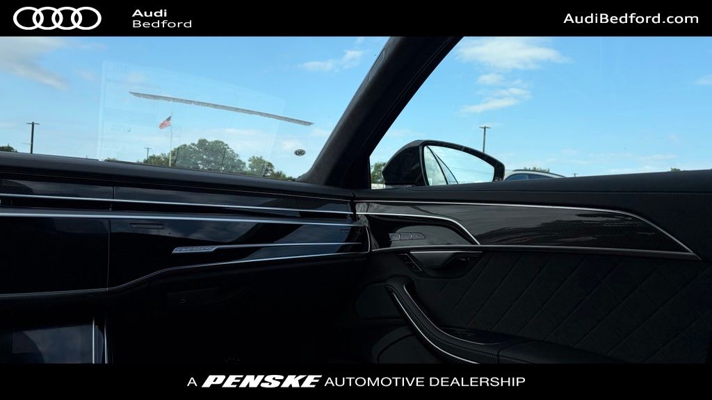 Thumbnail: 2027 Audi S8 - 25