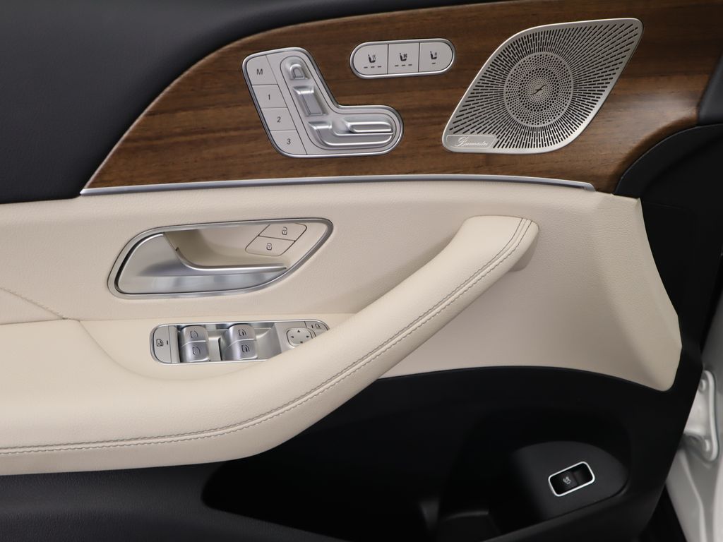 2023 Mercedes-Benz GLE 450 24