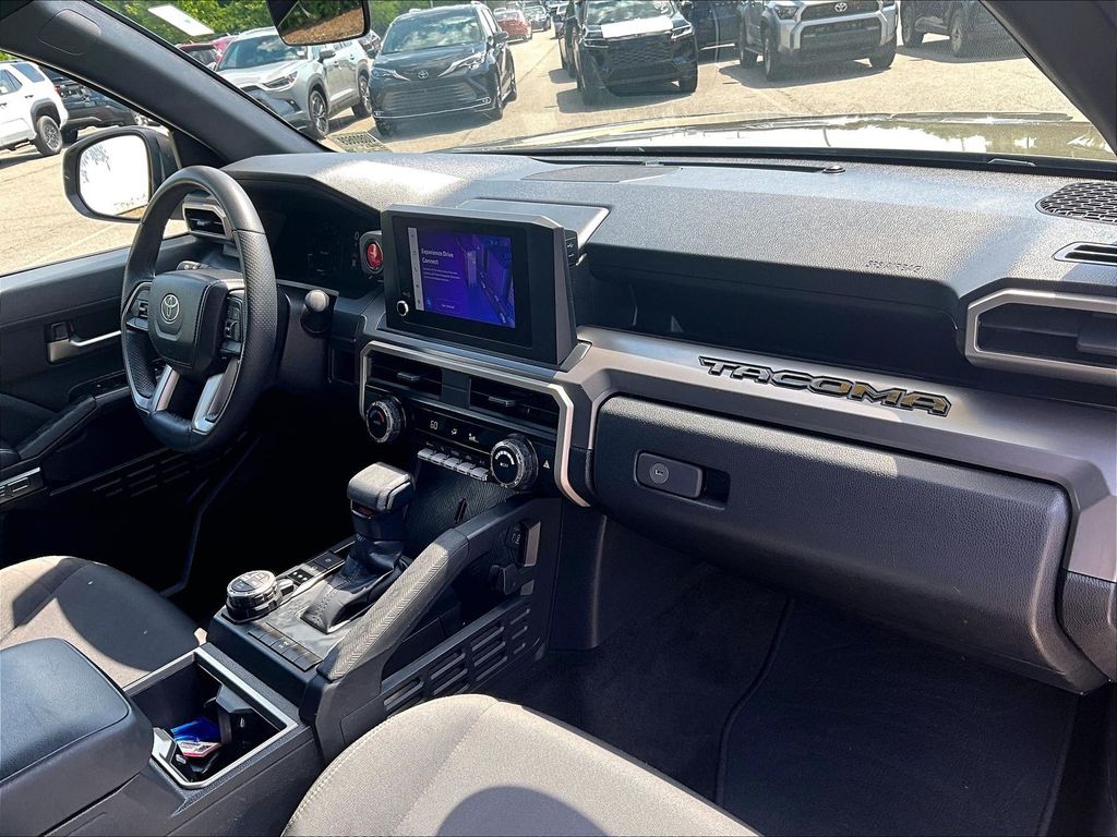 2024 Toyota Tacoma — photo 14
