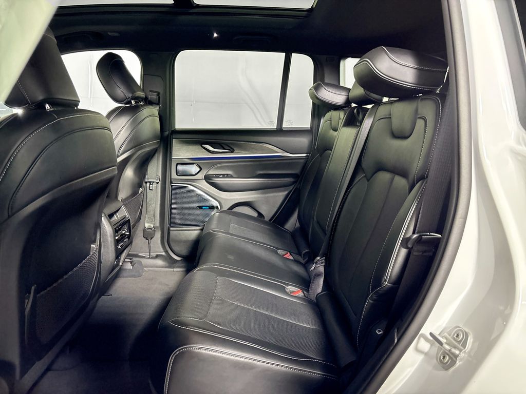 2023 Jeep Grand Cherokee Overland 4xe