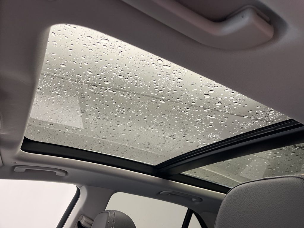 Thumbnail: 2026 Mercedes-Benz GLE - 23