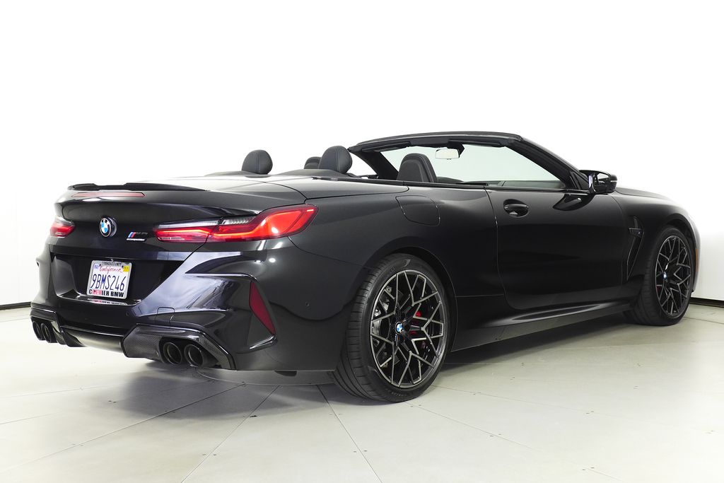 Thumbnail: 2022 BMW M8 - 8
