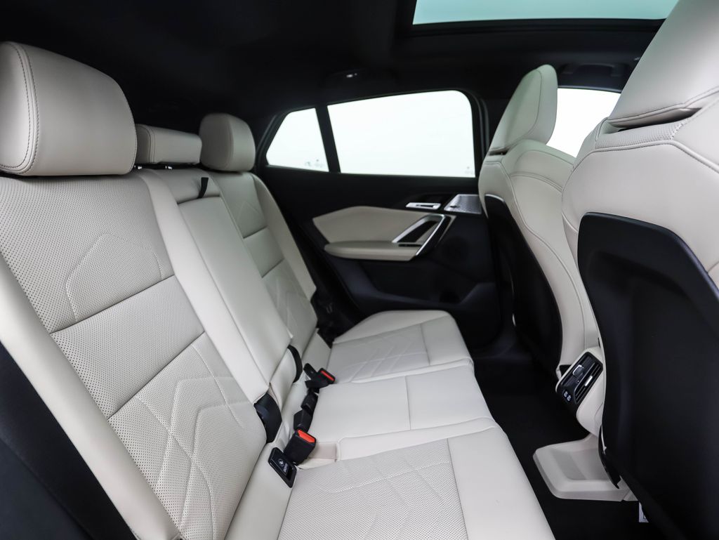 Thumbnail: 2025 BMW X2 - 25