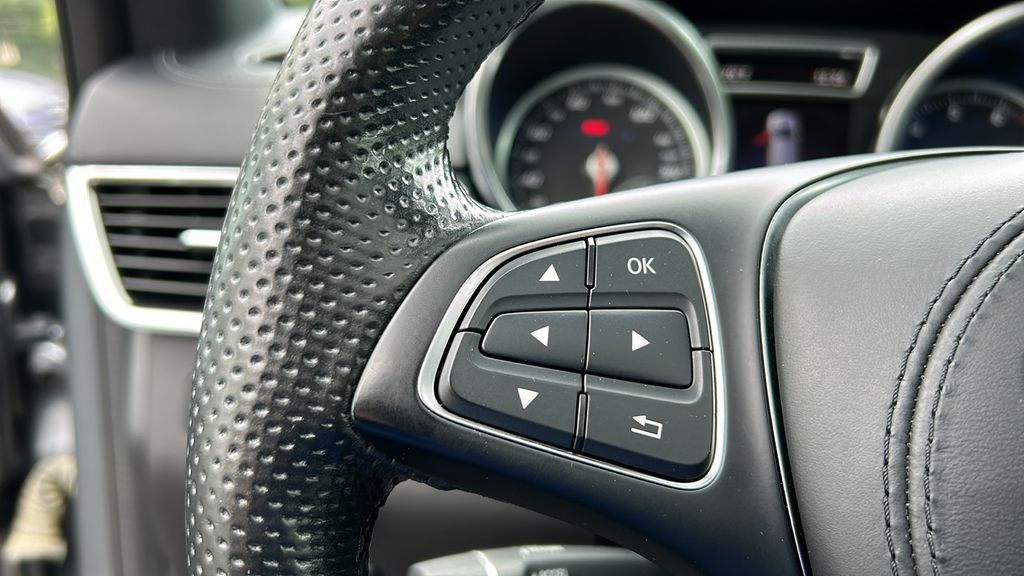 2019 Mercedes-Benz GLS 450 4MATIC 10