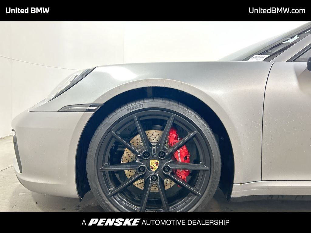 Thumbnail: 2022 Porsche 911 - 10