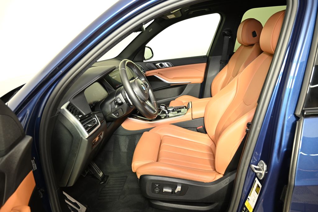 Thumbnail: 2021 BMW X5 - 14