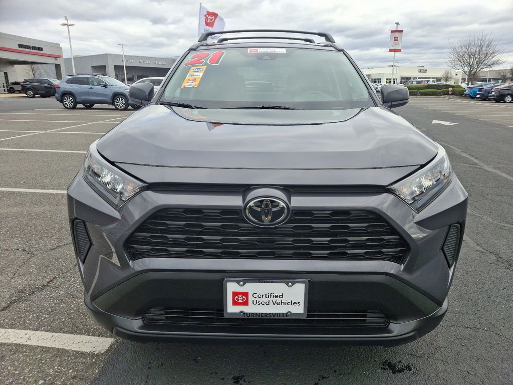 2021 Toyota RAV4 LE 2