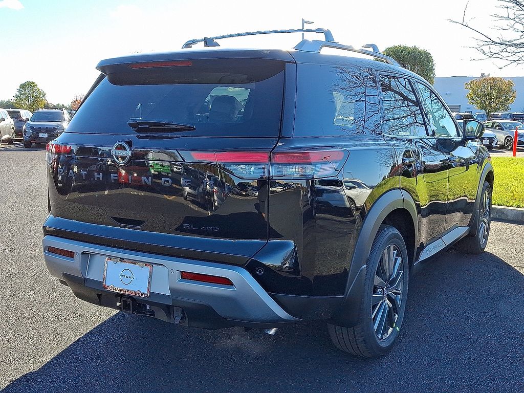 Thumbnail: 2025 Nissan Pathfinder - 5