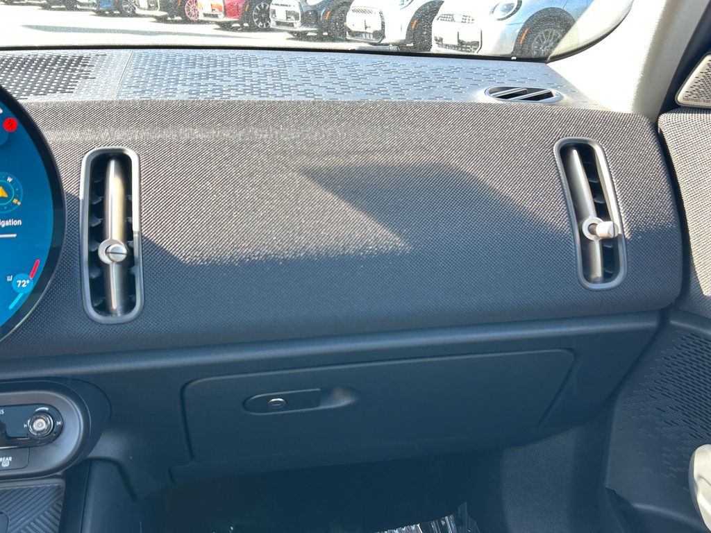 Thumbnail: 2025 MINI Cooper Countryman - 25