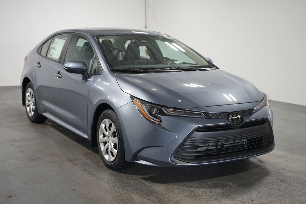 Thumbnail: 2025 Toyota Corolla - 3