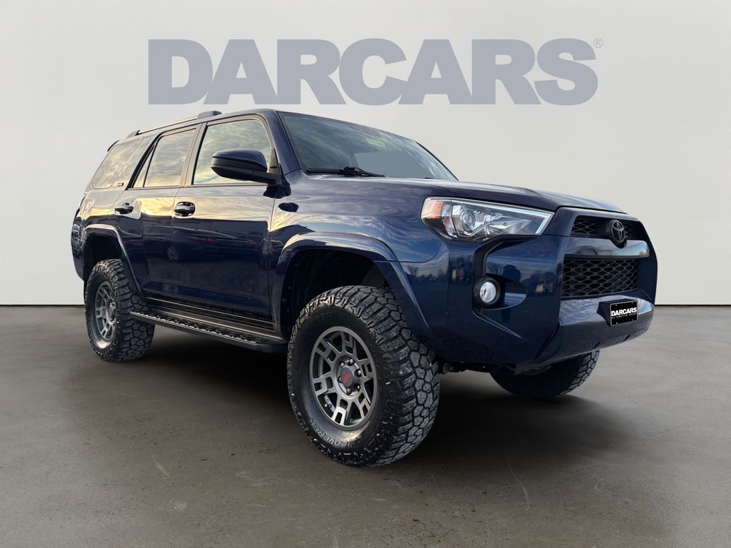 2019 Toyota 4Runner SR5 4WD