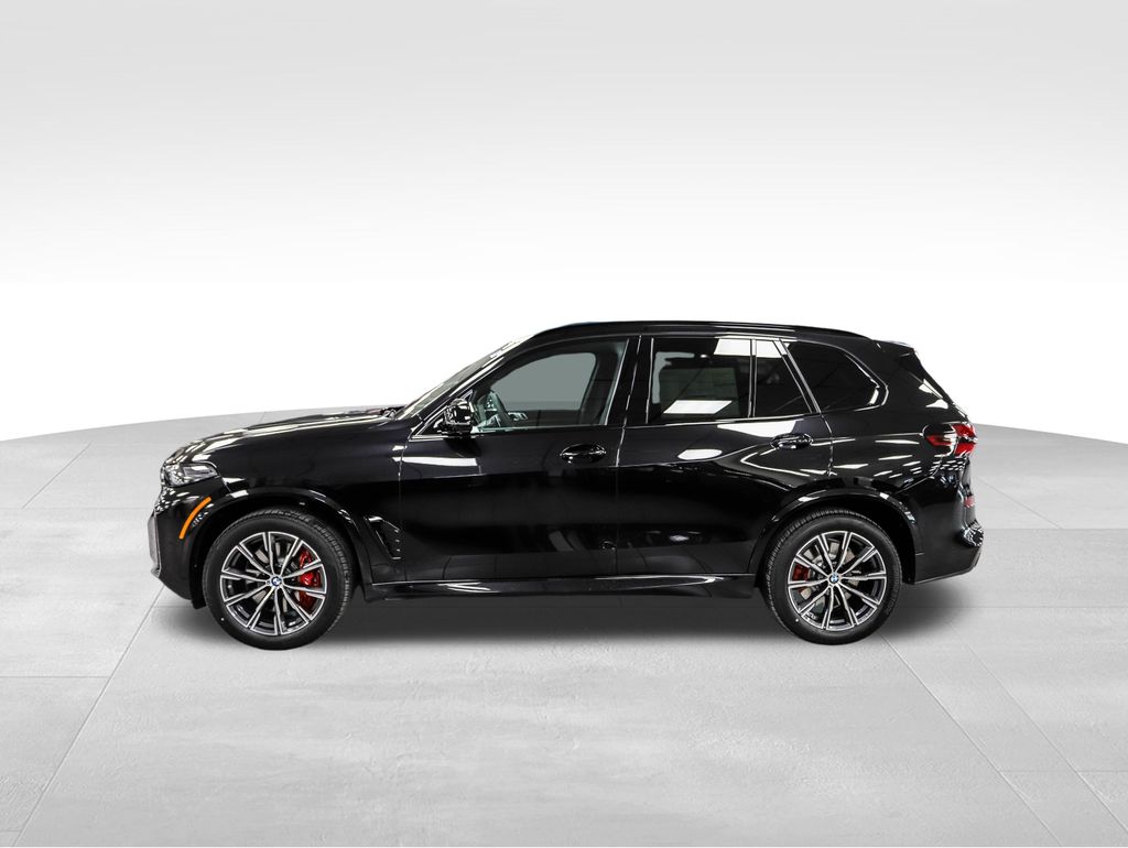 2025 BMW X5 M60i 2