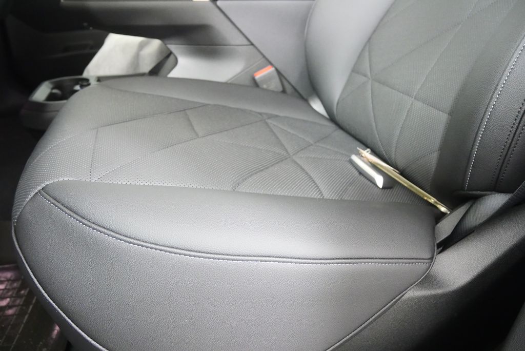 Thumbnail: 2026 BMW iX - 9