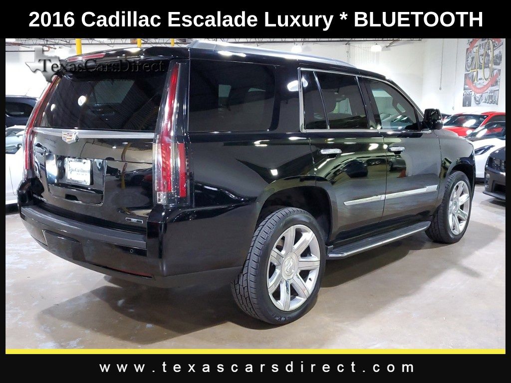 2016 Cadillac Escalade Luxury 11