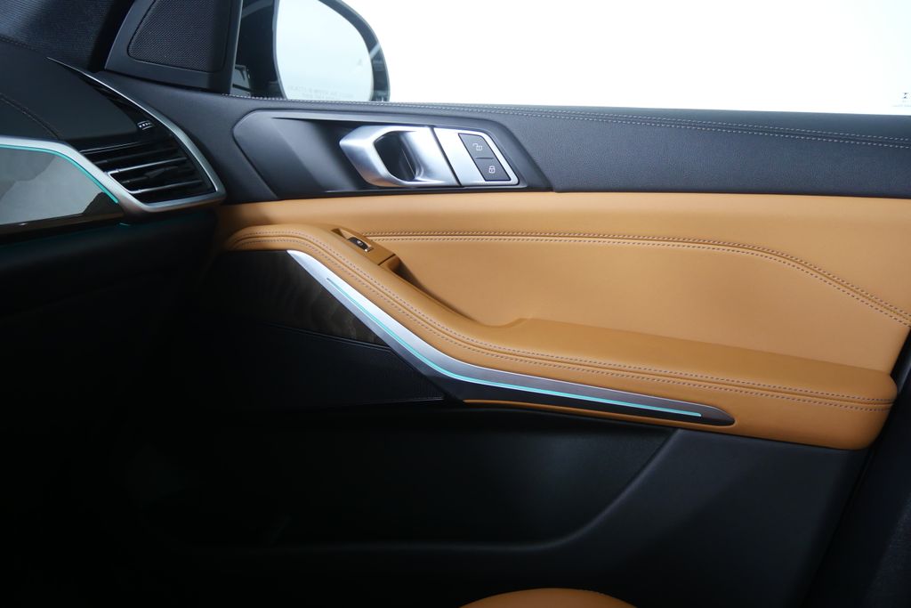 Thumbnail: 2023 BMW X5 - 26