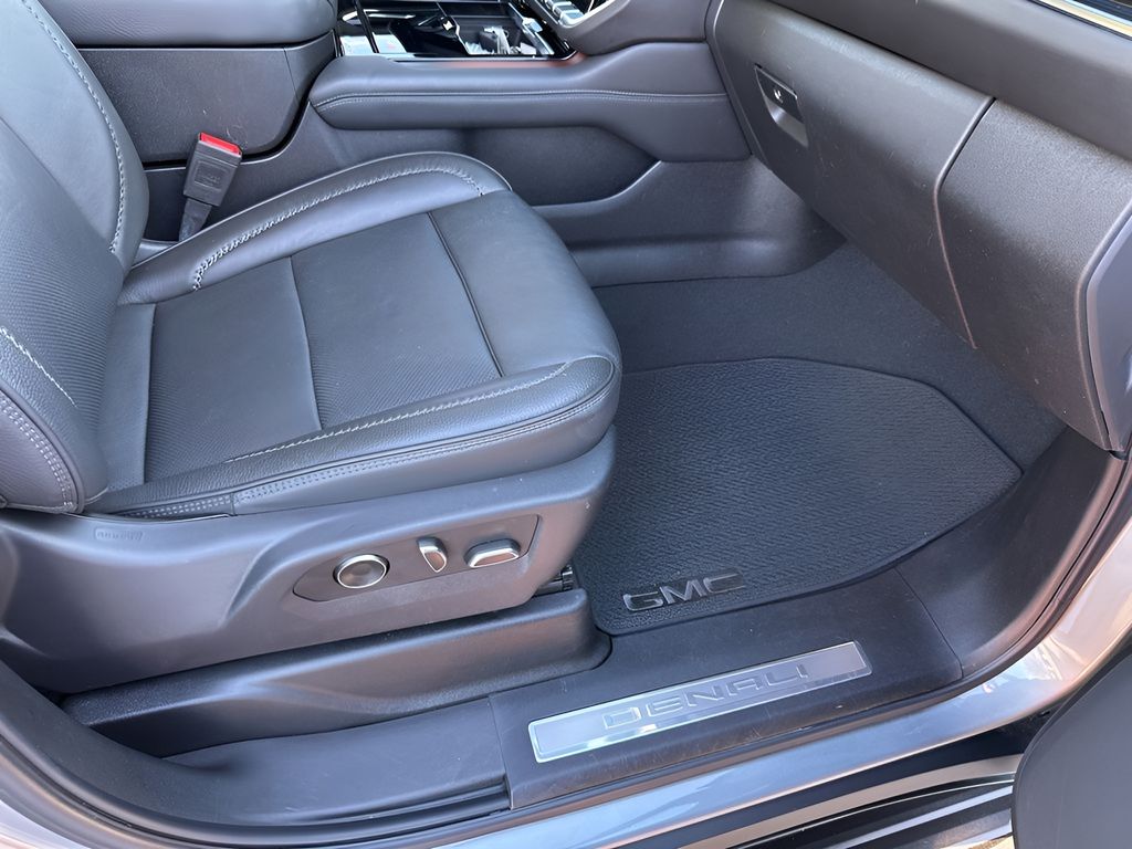 Used Car 2025 Gmc Yukon Xl  Denali For Sale Under $80,000 In Austin, Texas