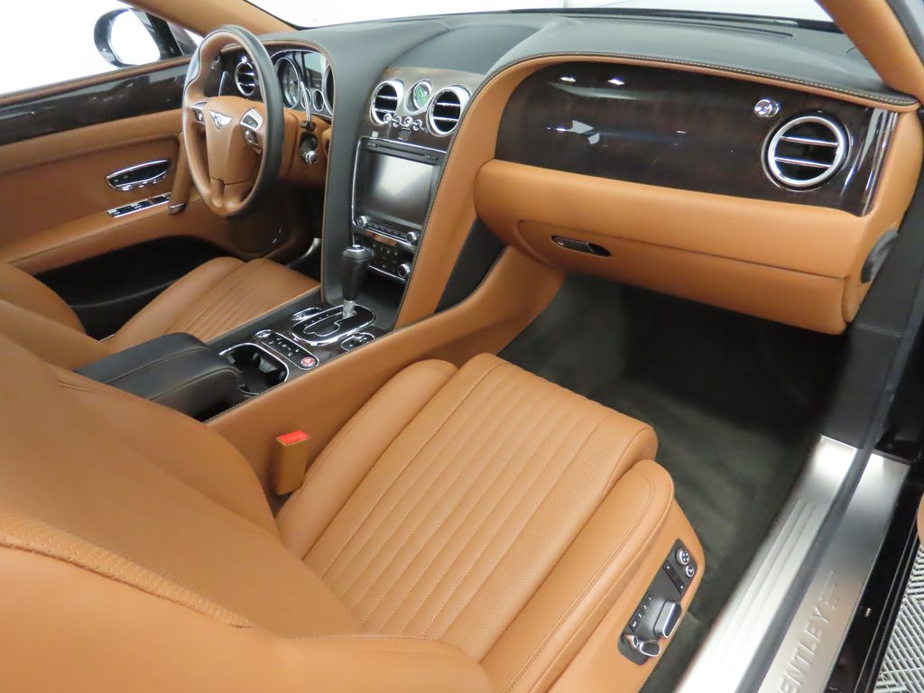 Thumbnail: 2018 Bentley Flying Spur - 17