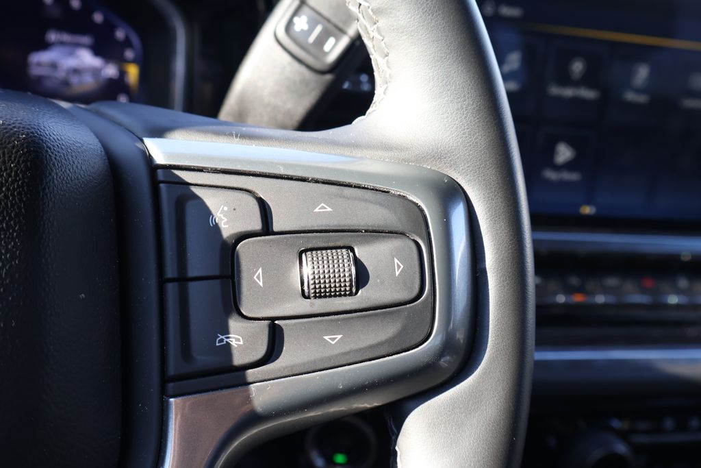 Thumbnail: 2024 Chevrolet Silverado 1500 - 21