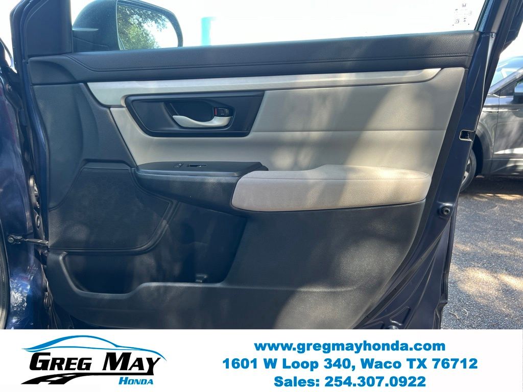 2017 Honda CR-V LX - 11