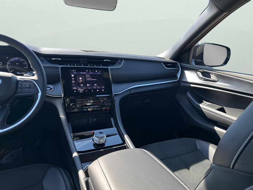 New Car 2025 Jeep Grand Cherokee L  For Sale Under $50,000 In Austin, Texas