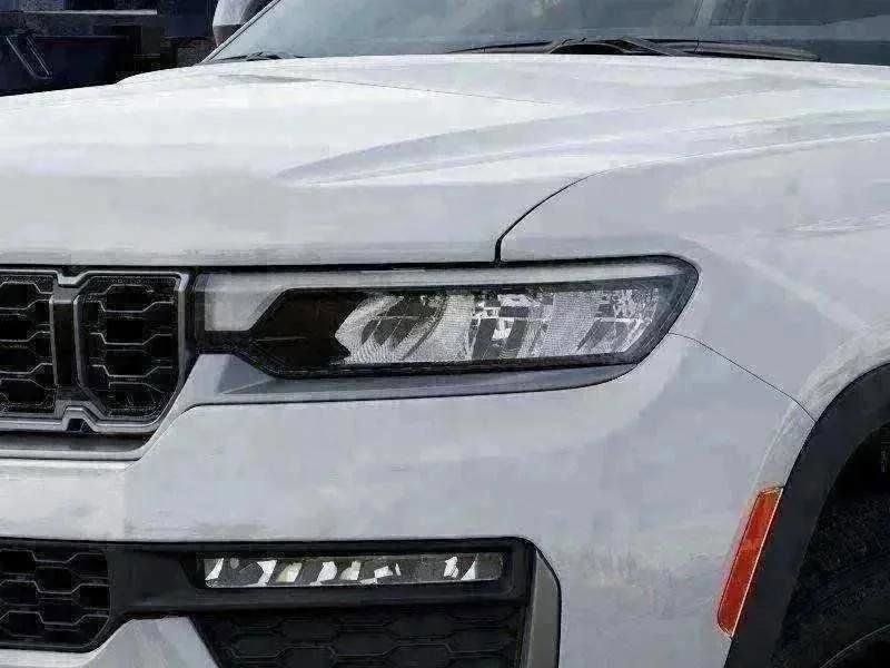 Used 2026 Jeep Grand Cherokee SUV