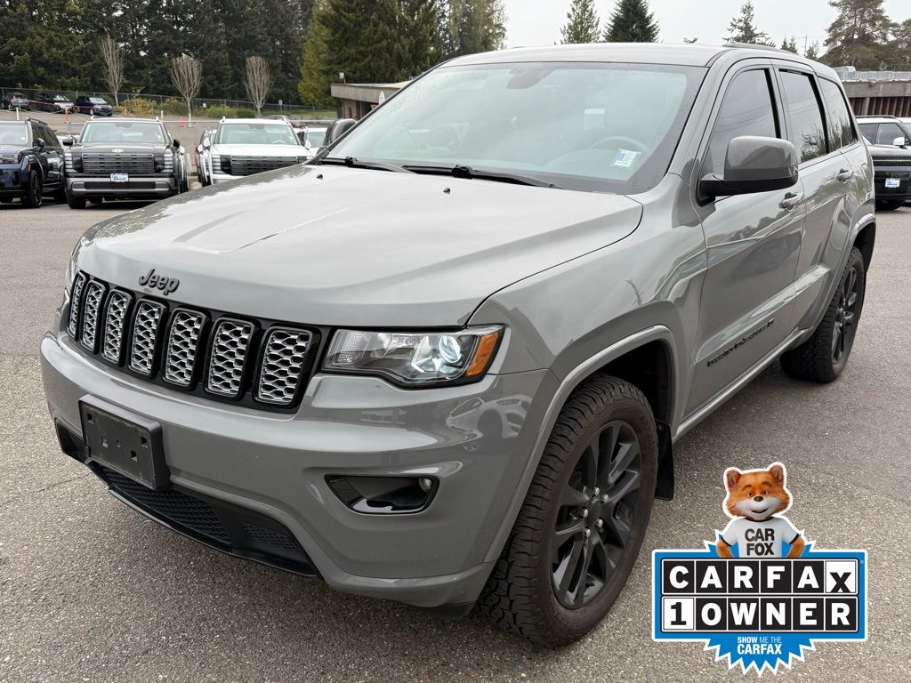 Sting-Gray Clearcoat 2022 Jeep Grand Cherokee WK Laredo X 4WD SUV / Crossover Four-Wheel Drive 8-Speed Automatic