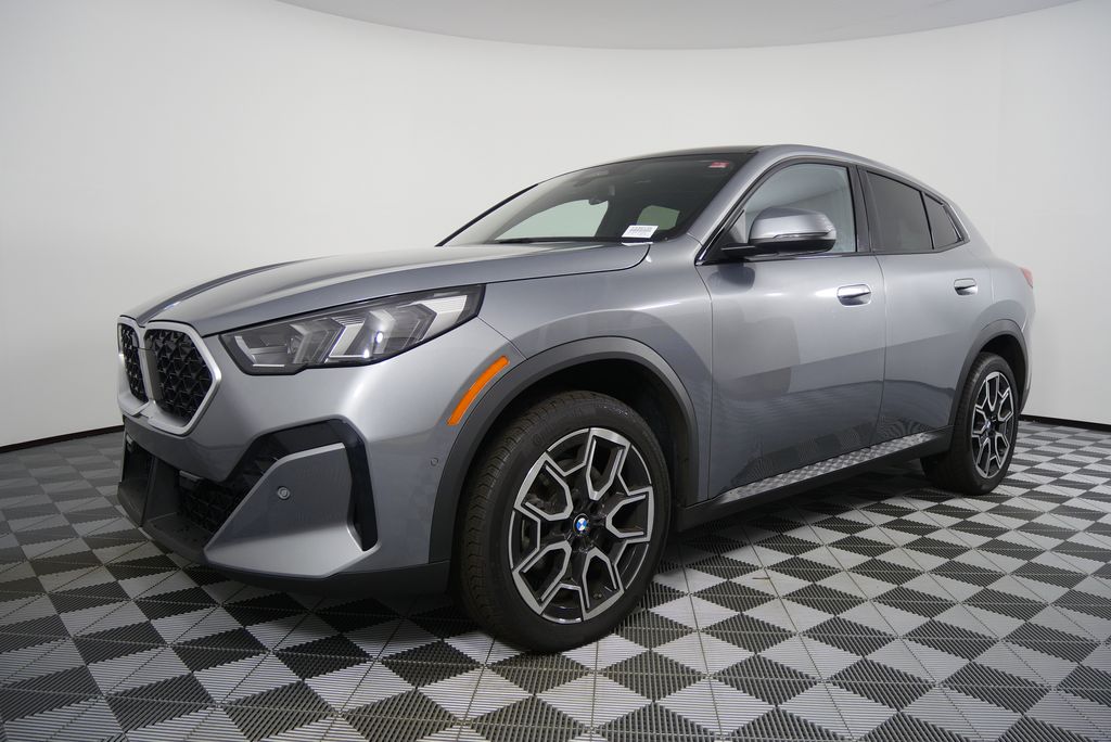 2025 BMW X2 xDrive28i 8