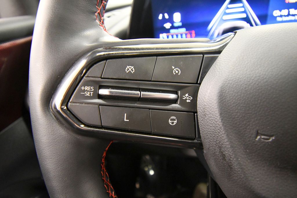Used 2024 Chevrolet Traverse SUV